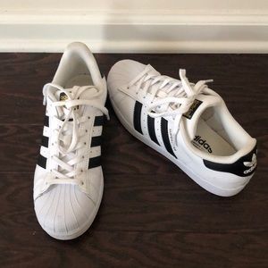 Superstar ADIDAS sneakers!